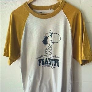 Peanuts White and Gold Snoopy Short Sleeve Tee